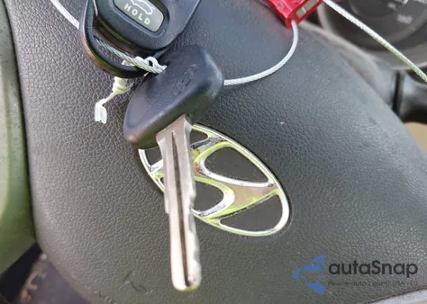 2013 Hyundai Elantra Gls from USA, damaged, VIN 5NPDH4AE9DH295782